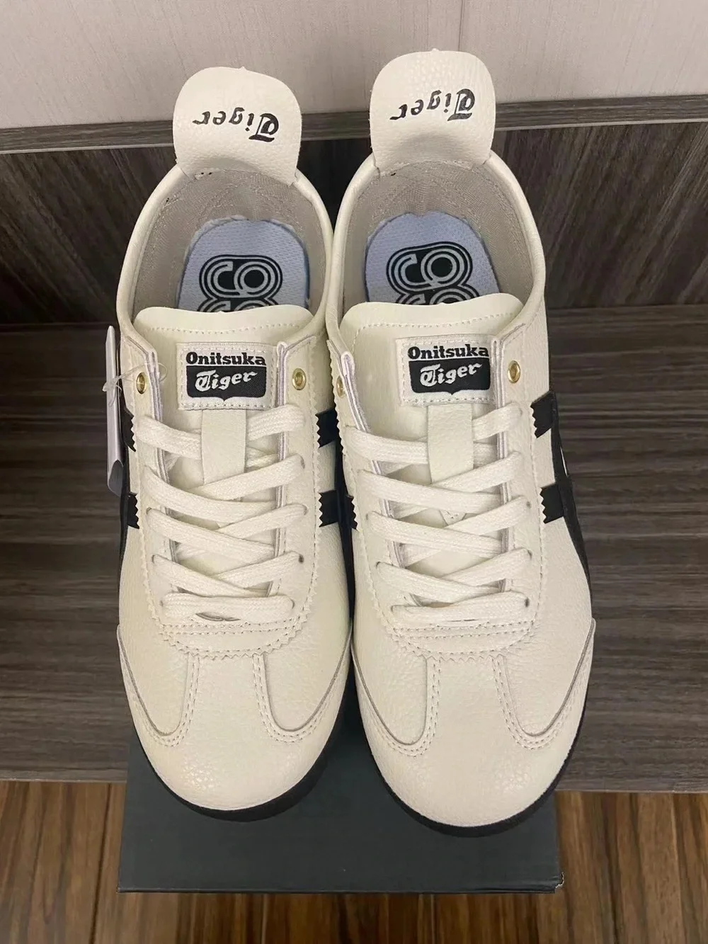 Onitsuka Tiger Mexico 66 Cream Black Gold Sneakers